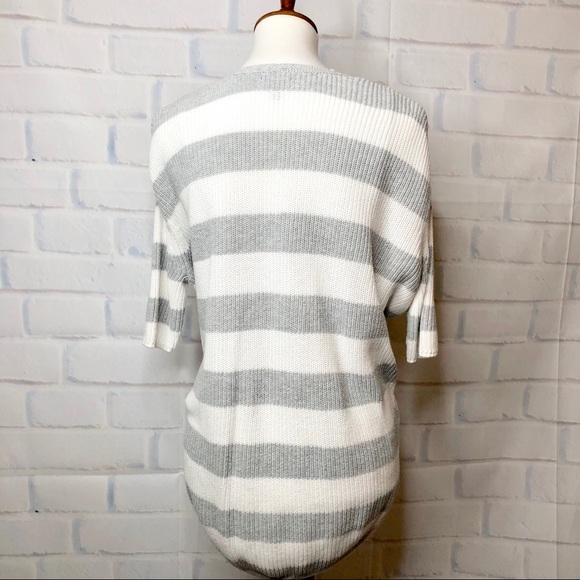 E X P R E S S : Classic “London” Striped Sweater - Picture 6 of 8